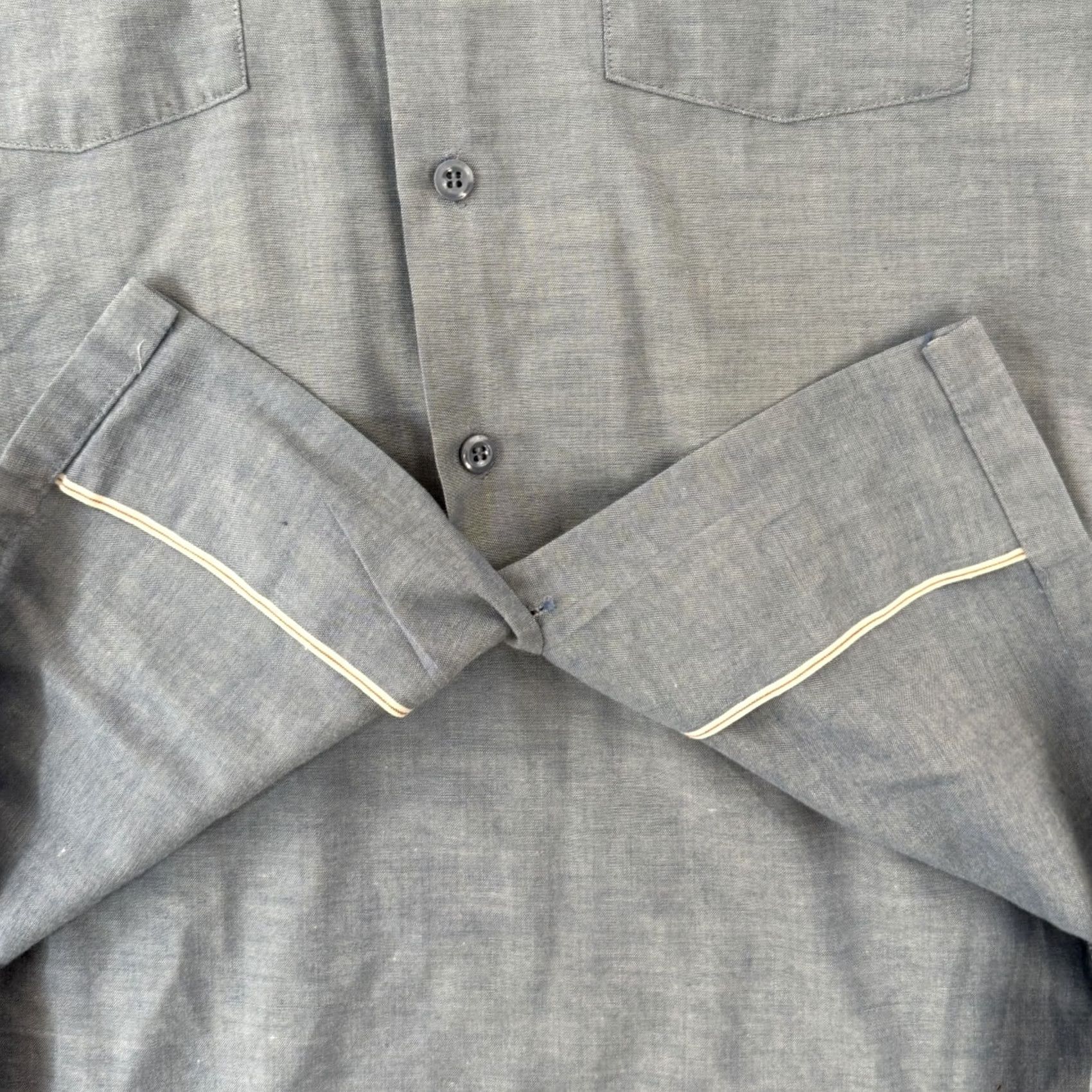 Vintage VINTAGE Seafarer Shirt Mens S Chambray Button Up 60s USA Navy Seafarer Button-Up Short Sleeve Blue Cotton Blend Solid Size US S / EU 44-46 / 1 - 7 Thumbnail