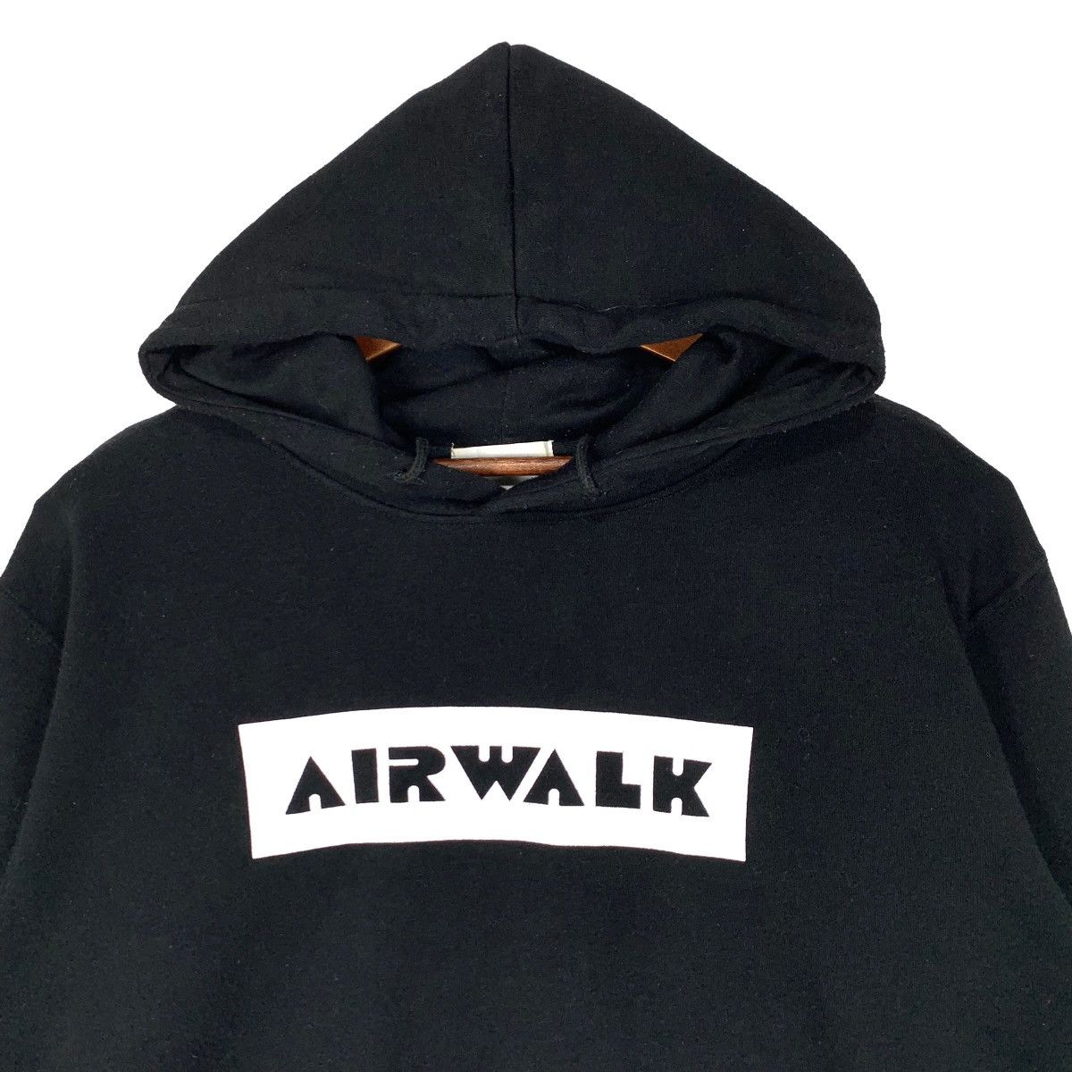 Airwalk Vintage Airwalk Streetwear Hoodie Size L Size US L / EU 52-54 / 3 - 3 Thumbnail
