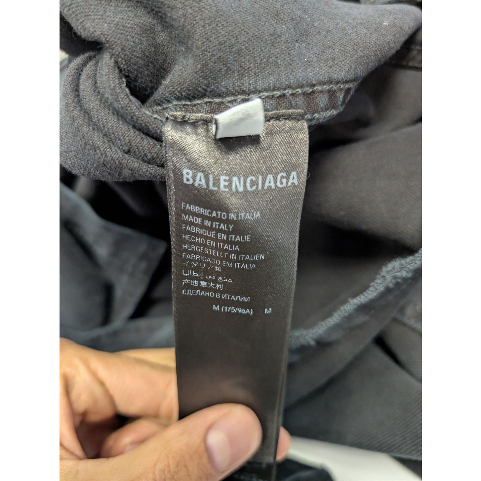 Balenciaga o1rshd1 Left-Hand Denim Cargo Shirt in Sunbleached Black Size US M / EU 48-50 / 2 - 18 Thumbnail