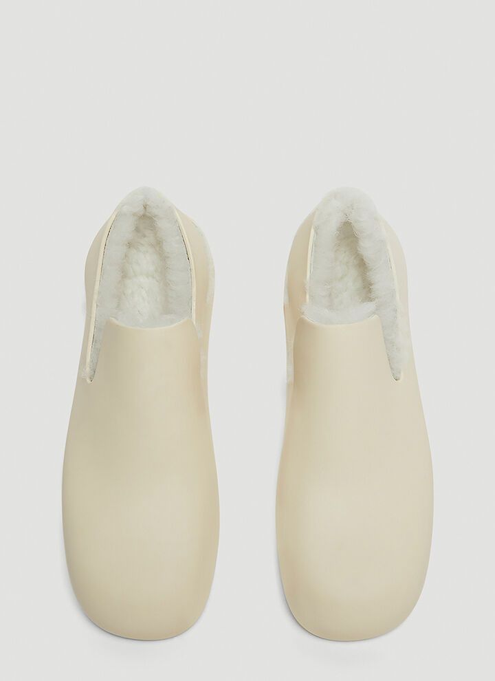 Bottega Veneta o1bcso1str0924 Puddle Shearling in White Size US 9 / EU 42 - 2 Thumbnail