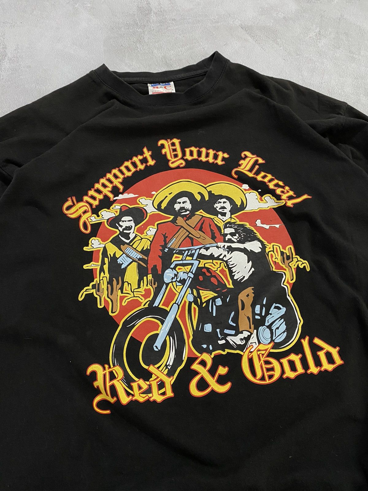 Band Tees Vintage 90s T-Shirt Red ₴ Gold Support Your Local Size US XL / EU 56 / 4 - 2 Thumbnail