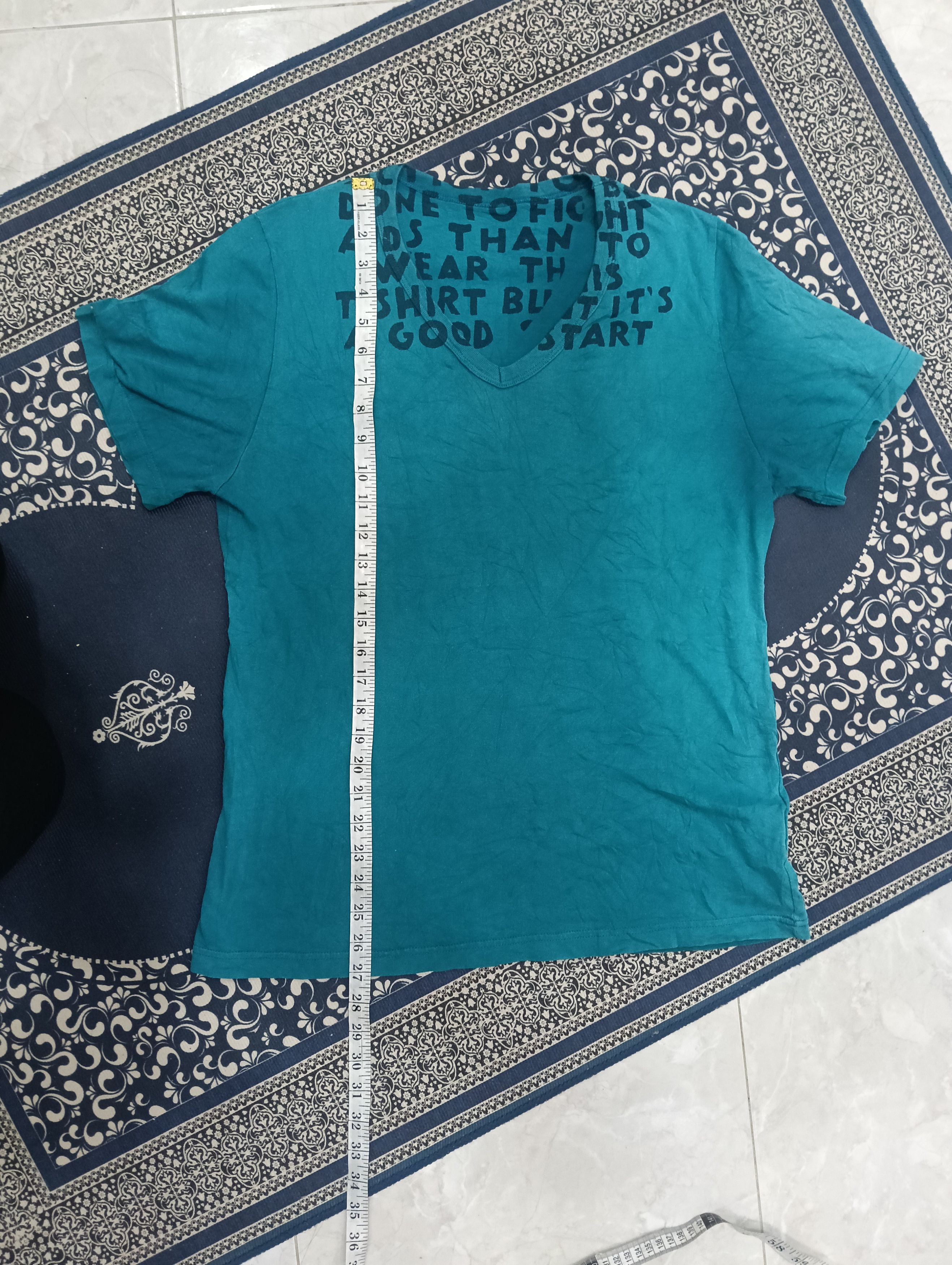 Maison Margiela Maison Margiela V Neck Tee Size US M / EU 48-50 / 2 - 10 Thumbnail
