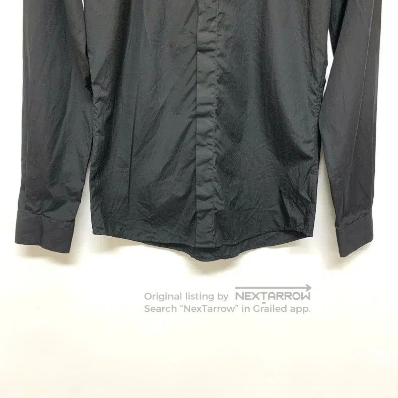 Givenchy Givenchy Star Collar Black Button. Size US M / EU 48-50 / 2 - 6 Thumbnail