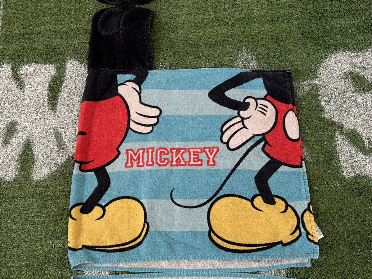Disney 00's Mickey Mouse Beach Towel Size US XXS / EU 40 - 1 Thumbnail