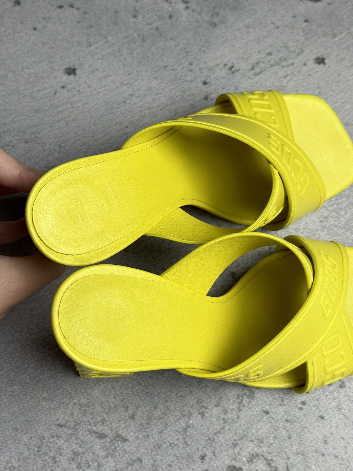 GCDS GCDS Leather Yellow Heels Sandals Luxury Size US 8 / IT 38 - 15 Thumbnail