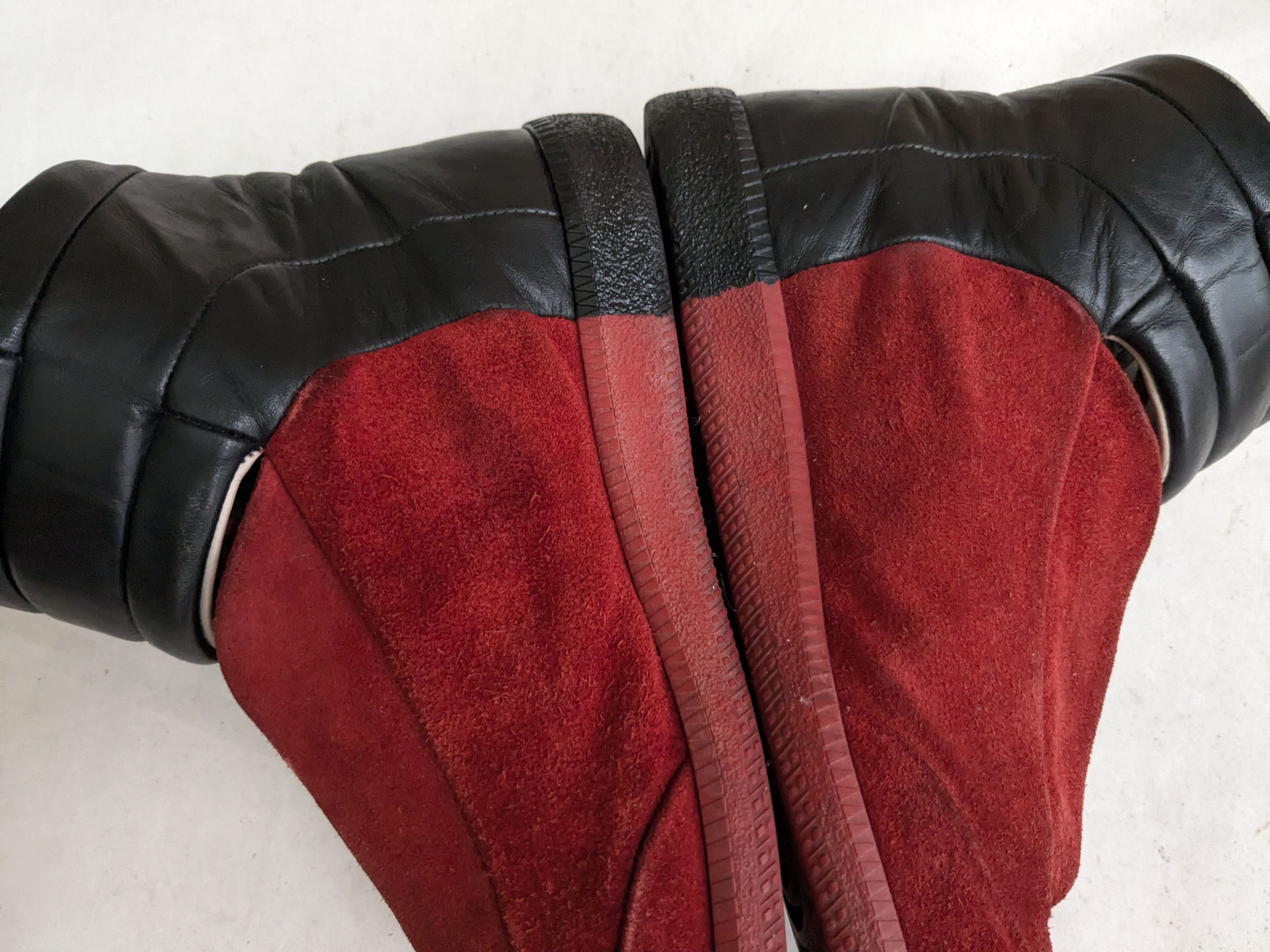Maison Margiela Maison Margiela Future Red Black 7 40 High Tops Suede Size US 7 / EU 40 - 13 Thumbnail