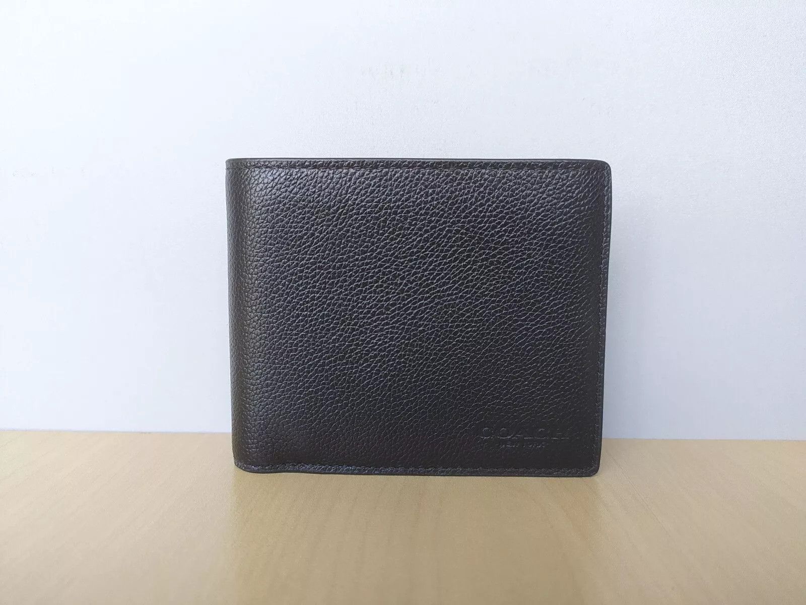 Coach Coach 3 - IN - 1 Leather Wallet T 0557 Size ONE SIZE - 1 Thumbnail