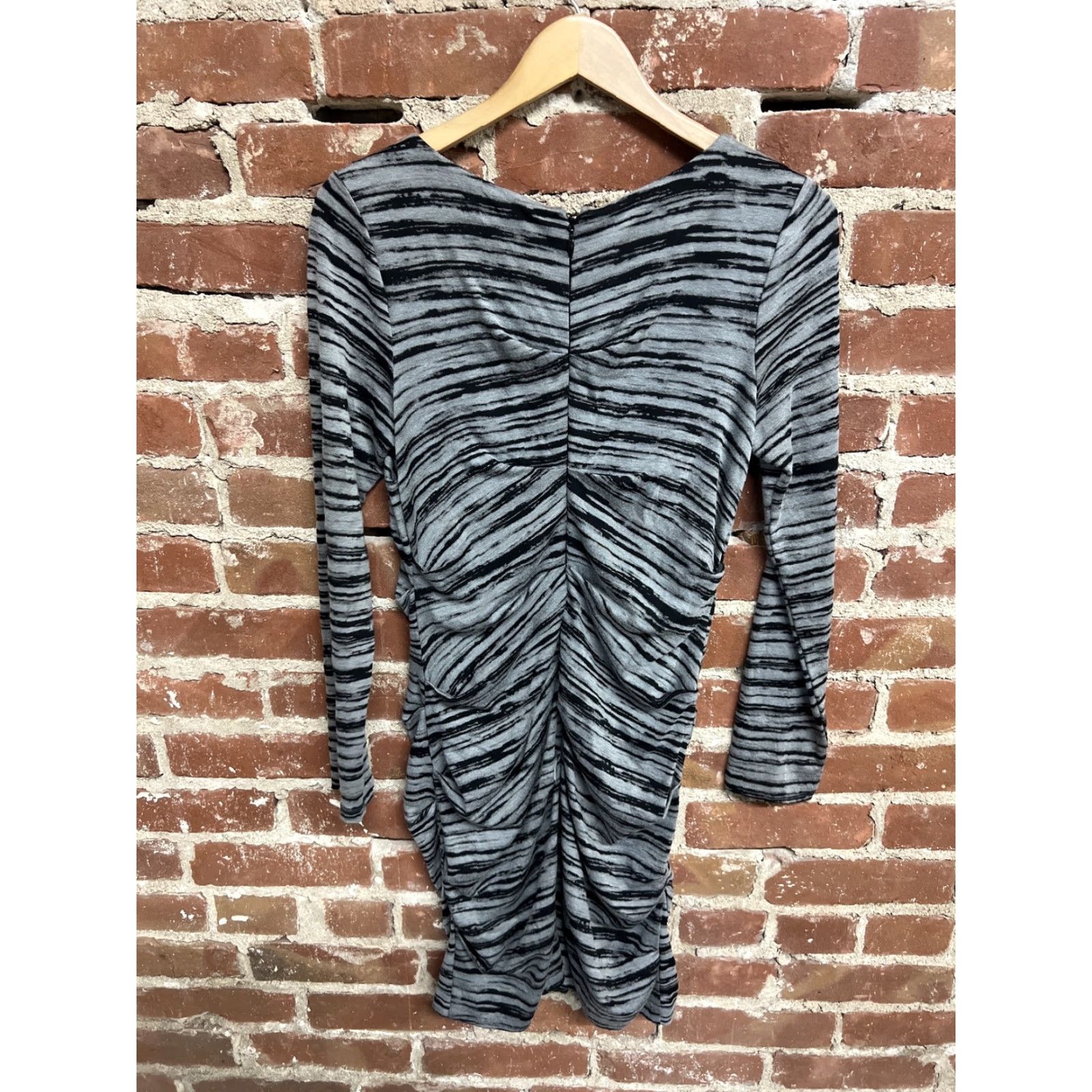 Nicole Miller Nicole Miller Artelier Womens Gray Striped Long Sleeve Dress Shirt Dress L Gray Womens Size L / US 10 / IT 46 - 2 Thumbnail