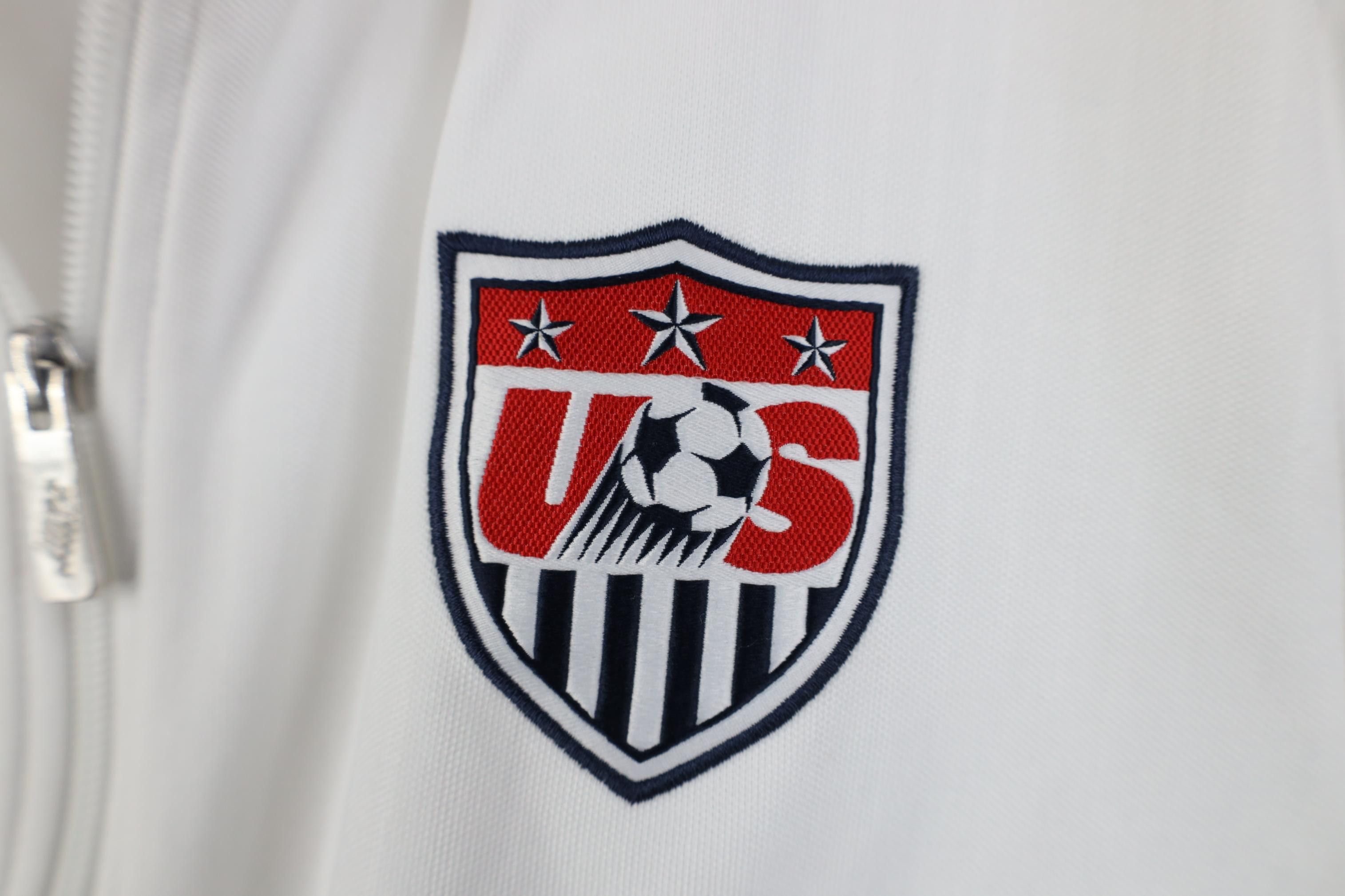 Nike Vintage Nike Team USA Soccer Football Full Zip Jacket White Size US L / EU 52-54 / 3 - 5 Thumbnail