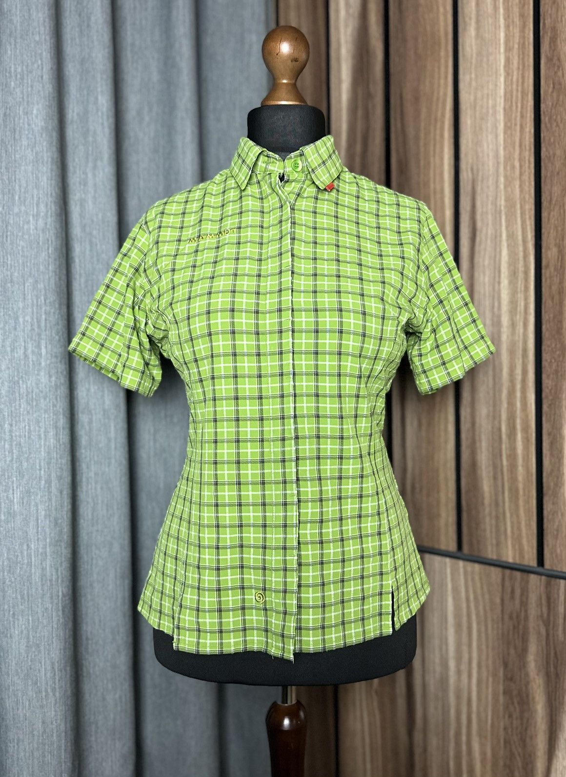 Mammut Mammut Logo Outdoor Shirt Blouse Women's Size M Size M / US 6-8 / IT 42-44 - 1 Thumbnail