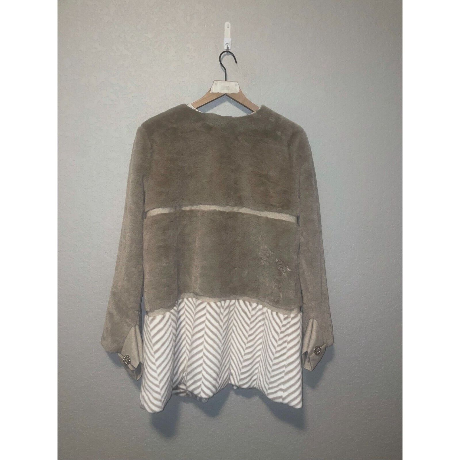 Other Womens Olympiah Coat Selle Two-Tone Fur Jacket Beige Small Size S / US 4 / IT 40 - 11 Thumbnail