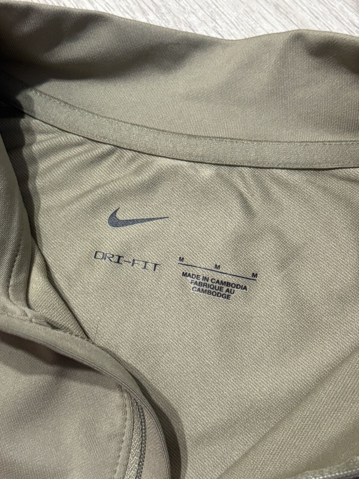 Nike 🔷Nike Liverpool 2021/22 Training Long sleeve Soccer jersey🔷 Size US M / EU 48-50 / 2 - 6 Thumbnail