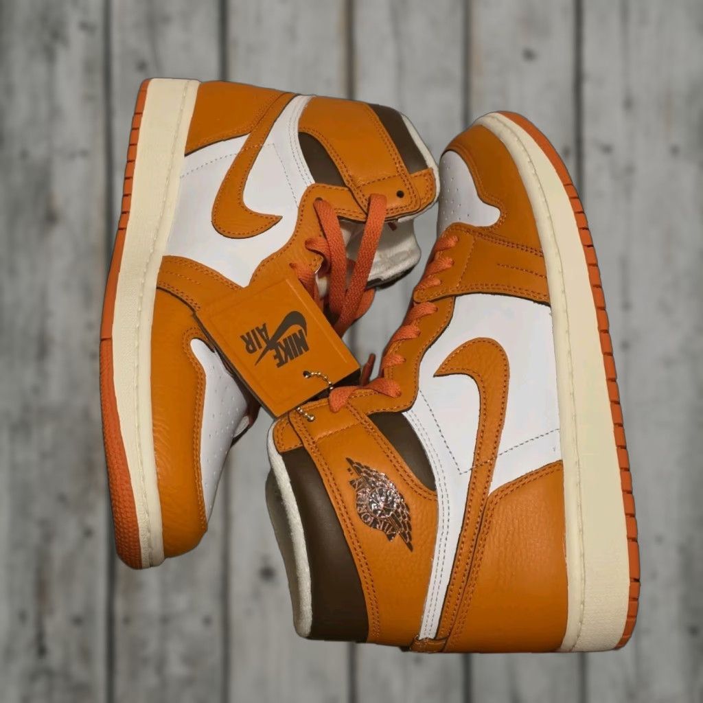 Jordan Brand Jordan 1 High OG Starfish 2022 DO9369-101 Size 10W Size US 10 / IT 40 - 1 Thumbnail