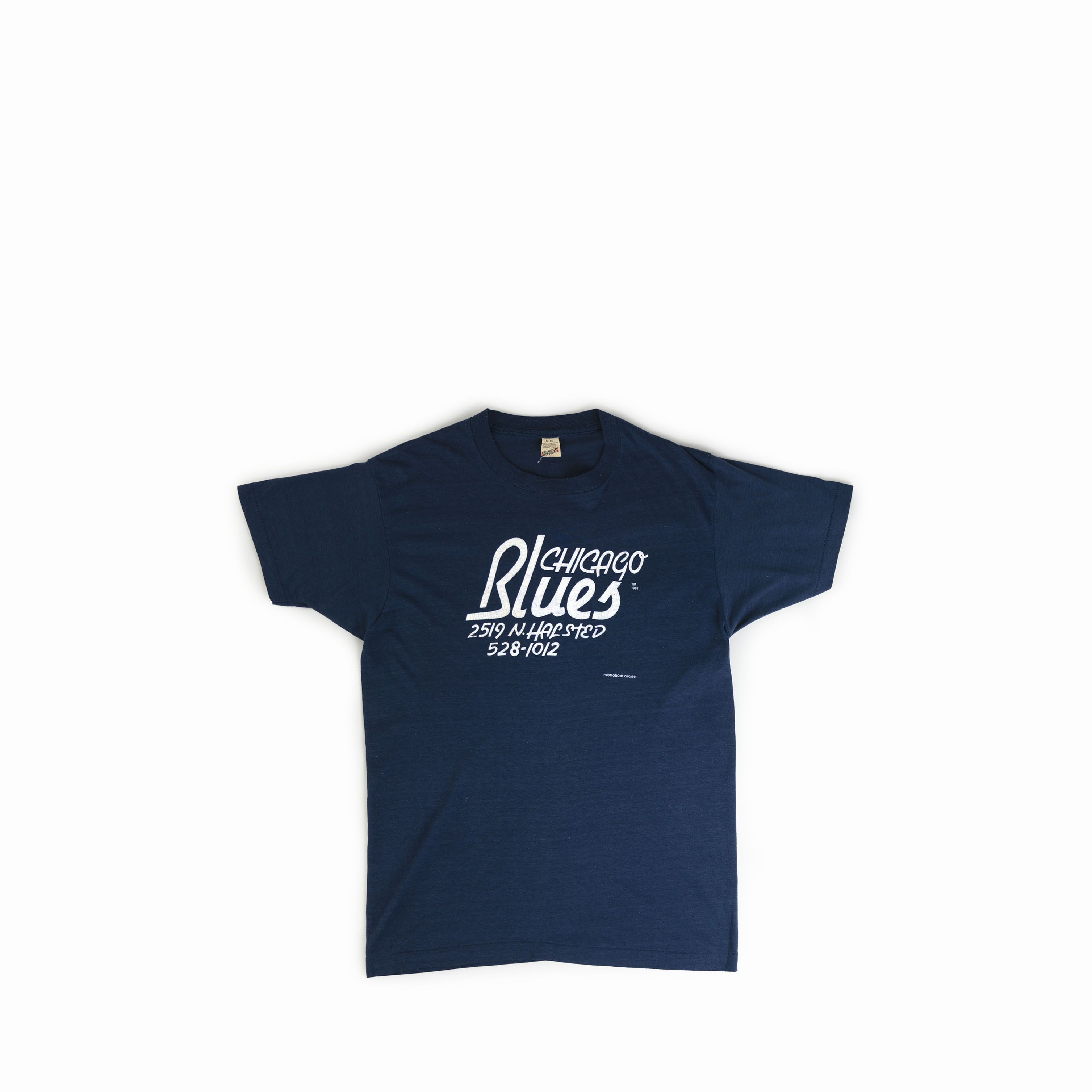 Vintage Vintage 1980's Chicago Blues Tee Shirt Size US XL / EU 56 / 4 - 1 Thumbnail