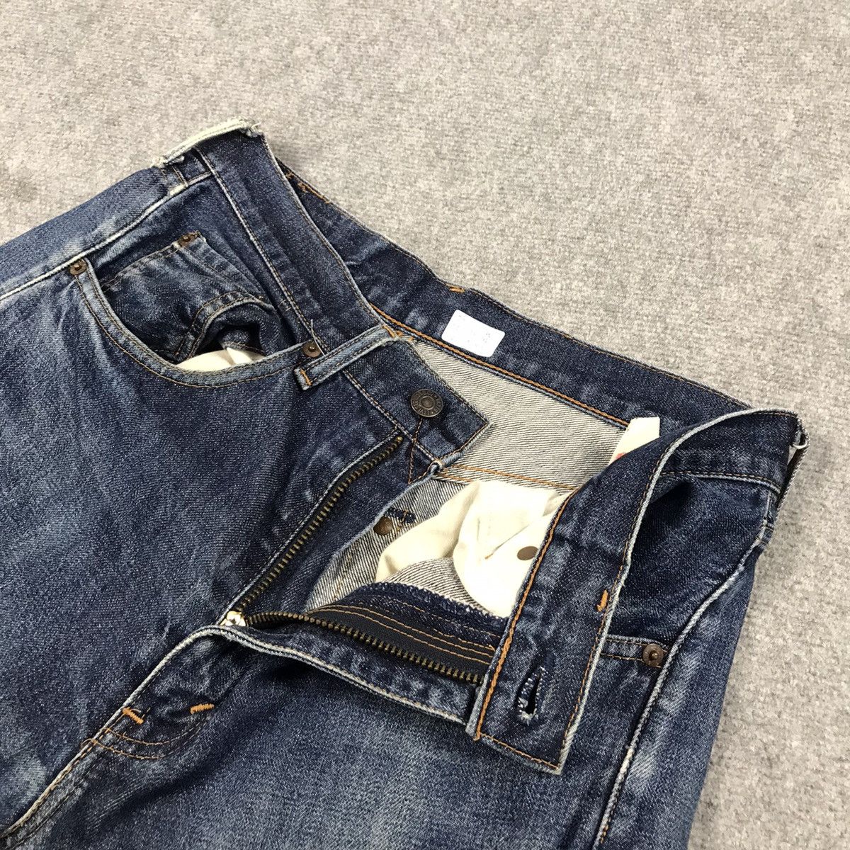 Japanese Brand × Levi's Vintage Clothing Levi’s 551Z Big E Selvadge Denim Distressed Jeans Pants Size US 30 / EU 46 - 13 Thumbnail