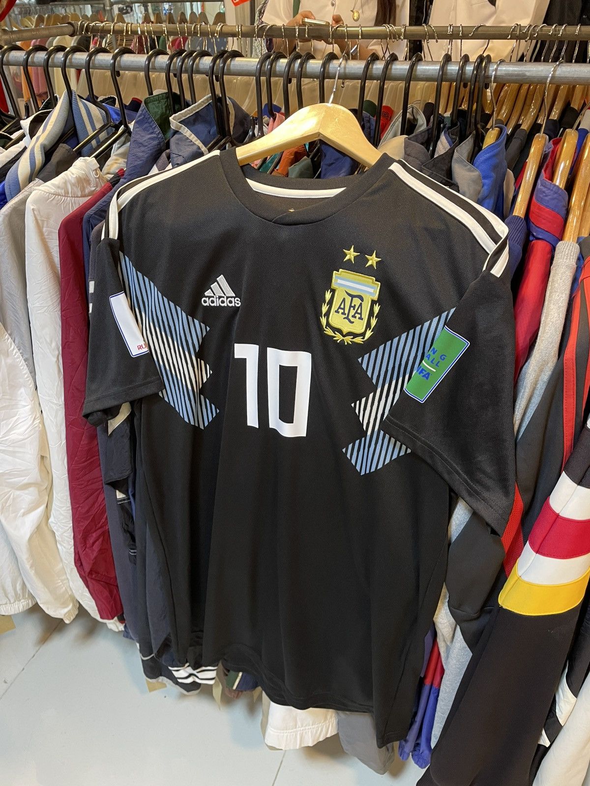Adidas 2017 Argentina Away Kit Messi 10 Size US M / EU 48-50 / 2 - 1 Thumbnail