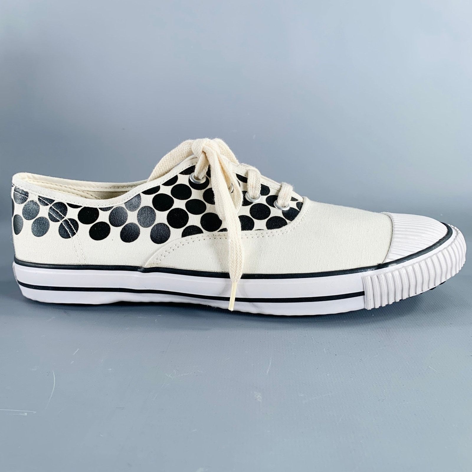 Comme des Garcons Winter 2014 Size 9 Cream Black Polka Dot Canvas Sneakers Size US 9 / EU 42 - 2 Thumbnail