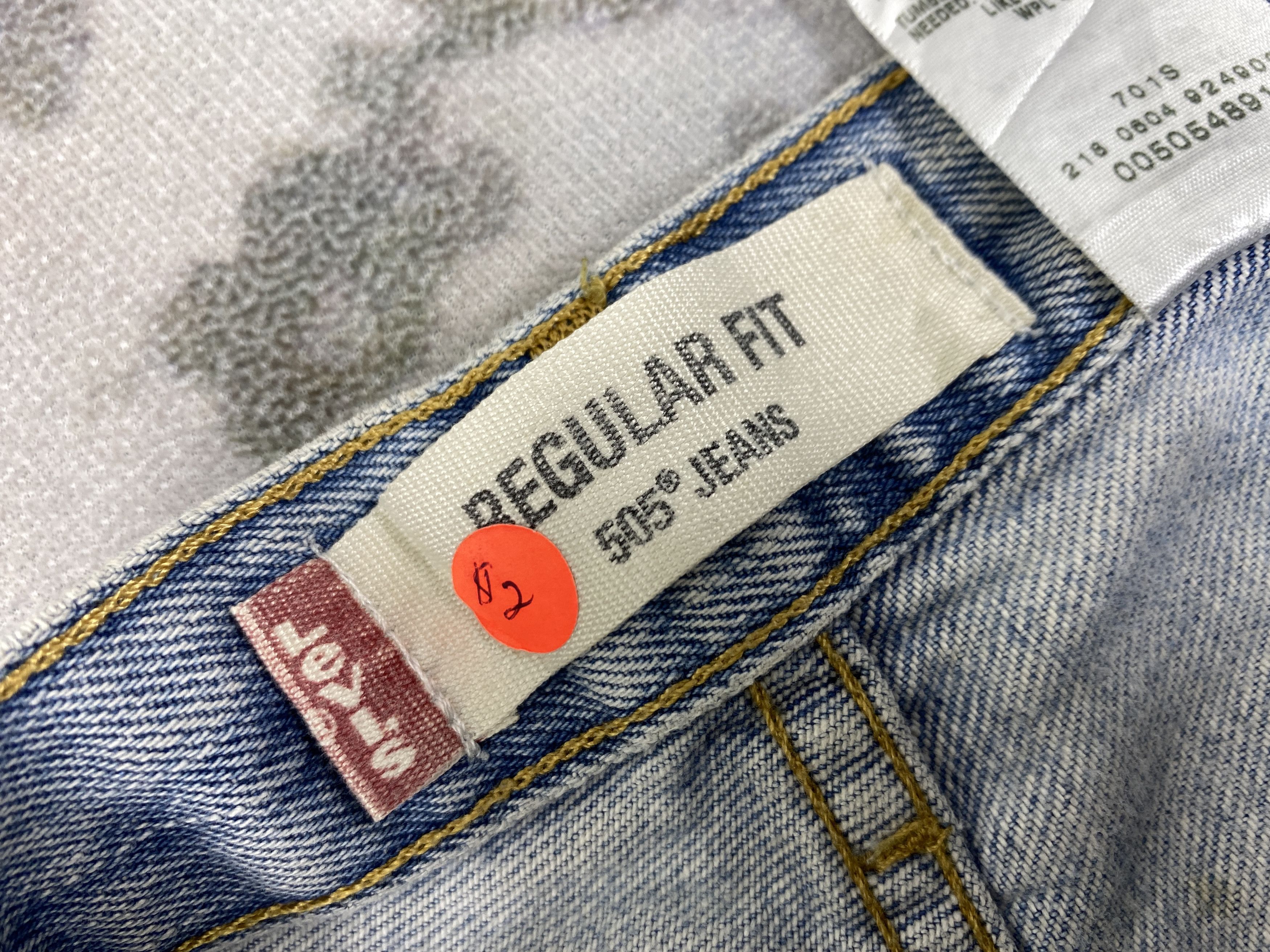 Levi's Light Blue Wash Vintage Levi's 505 37x29.5 Denim -JN1913 Size US 37 - 11 Thumbnail
