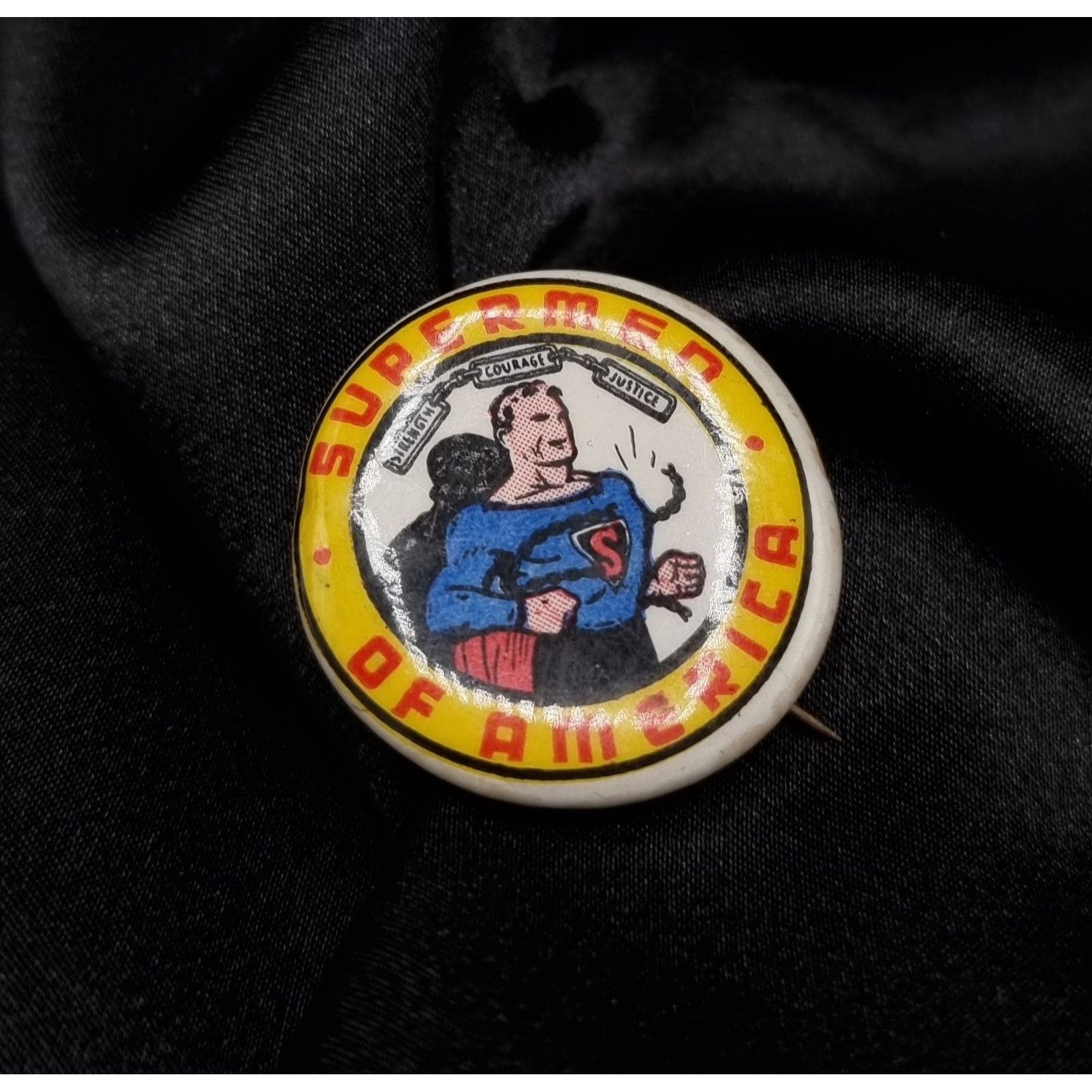 Vintage Vintage 1940s Supermen Of America Pinback Button Size ONE SIZE - 1 Thumbnail