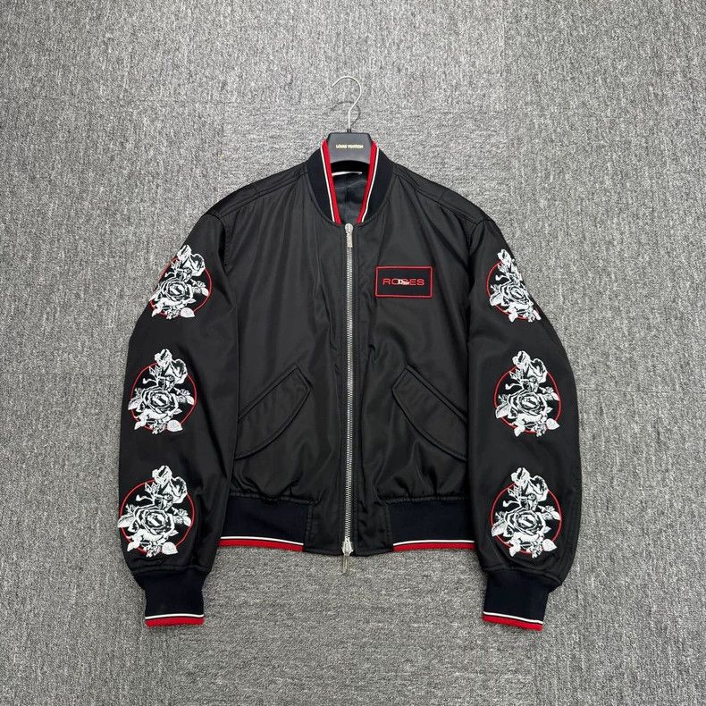 Dior Dior Embroidered floral armband jacket 2506-Nextarrow Size US M / EU 48-50 / 2 - 1 Thumbnail