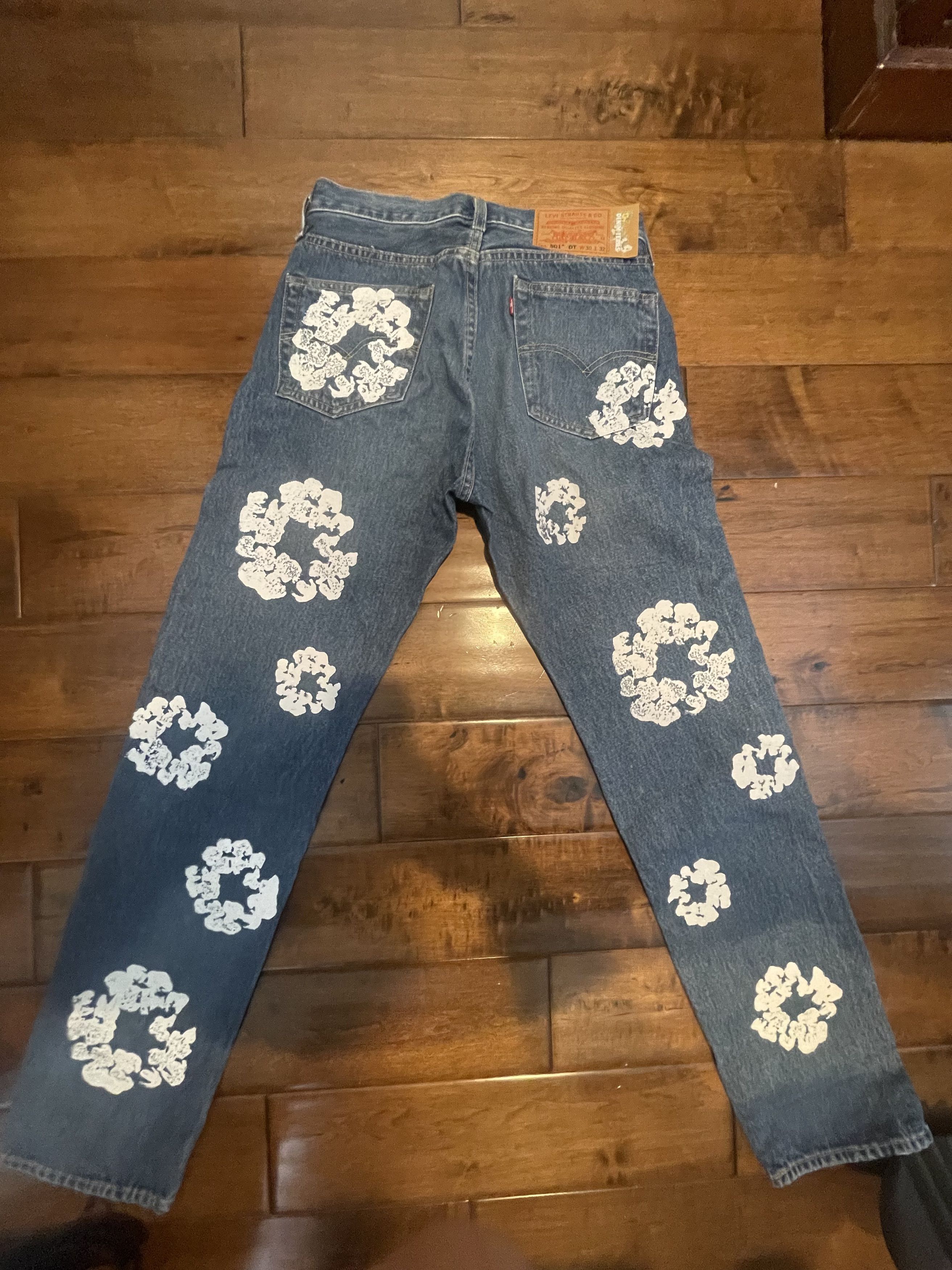 DENIM TEARS × Levi's Denim Tears x Levi's Cotton Wreath Jean Dark Wash Size US 30 / EU 46 - 2 Thumbnail