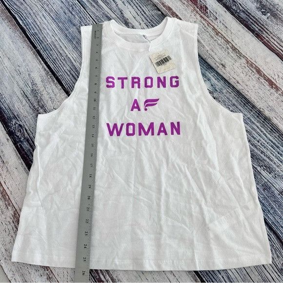 Fabletics NWT Fabletics White Tank Top with Purple Graphic “STRONG AF Size M / US 6-8 / IT 42-44 - 7 Thumbnail