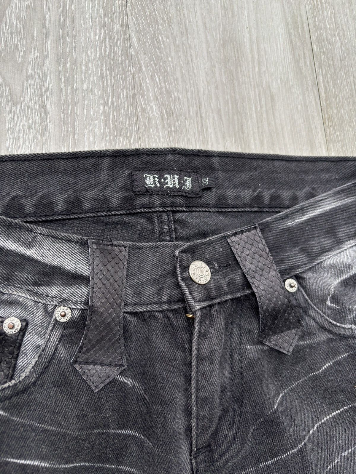 Japanese Brand KUI distressed splatter flare jeans Size US 30 / EU 46 - 3 Thumbnail
