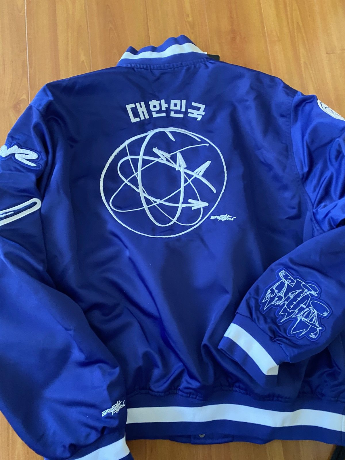 Futura × Nike RARE Nike Futura Korea Bomber Jacket Size US XL / EU 56 / 4 - 1 Thumbnail