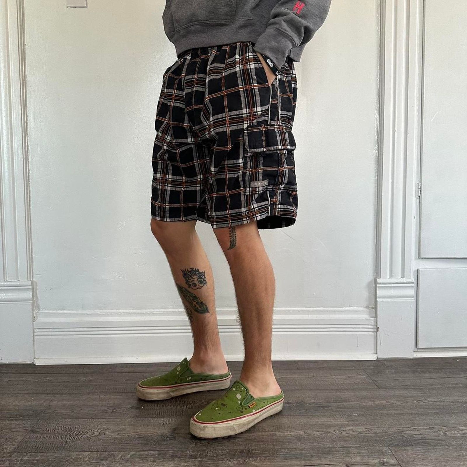 Vintage Vintage Black Plaid Nylon Sporty Cargo Swim Tactical Shorts Size US 30 / EU 46 - 7 Thumbnail
