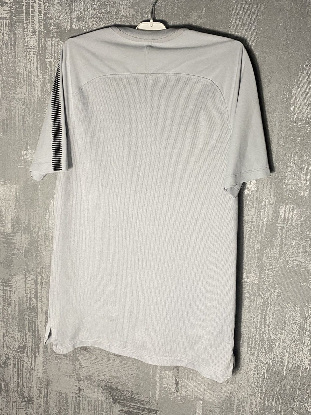 Nike RB Leipzig Nike Soccer Jersey Germany T-shirt Training Size US M / EU 48-50 / 2 - 8 Thumbnail
