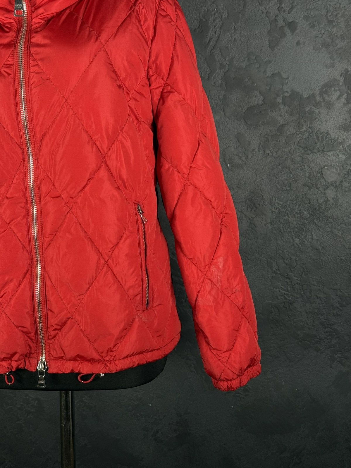 Prada 2008 Prada Red Diamond Women’s Quilted Puffer Jacket Size XL / US 12-14 / IT 48-50 - 5 Thumbnail
