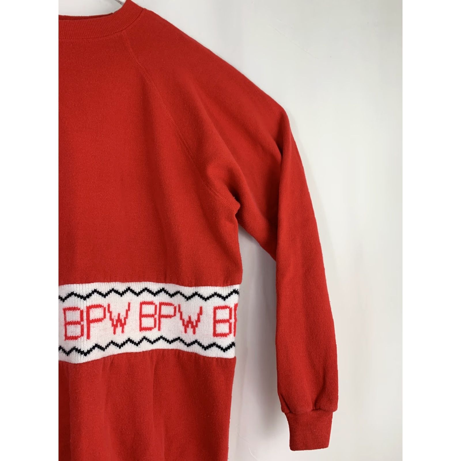 Hanes VINTAGE Hanes Mens XL Crewneck Pullover Sweater Red USA Long Sleeve BPW Cotton Blend 25” Chest 27” Length Size US XL / EU 56 / 4 - 4 Thumbnail