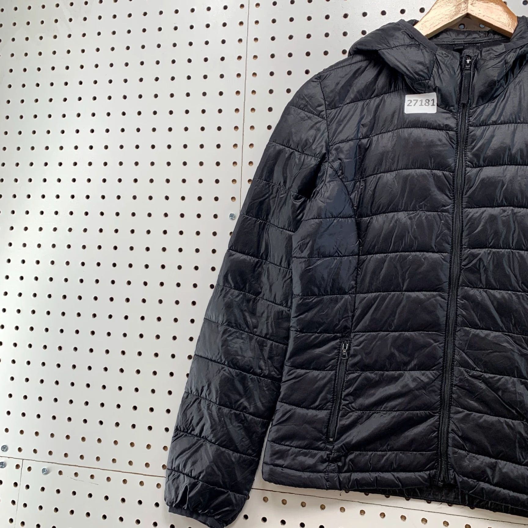TNA TNA Hooded Puffer Jacket Women XS Black Primaloft 17.5x22.5 Size XS / US 0-2 / IT 36-38 - 3 Thumbnail