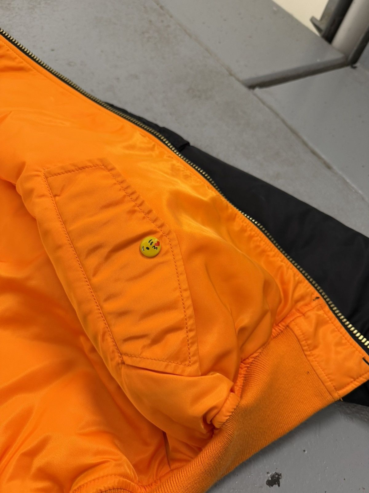 Alpha Industries × Vetements Vetements x Alpha Industries Reversible Bomber Jacket Size US XS / EU 42 / 0 - 22 Thumbnail