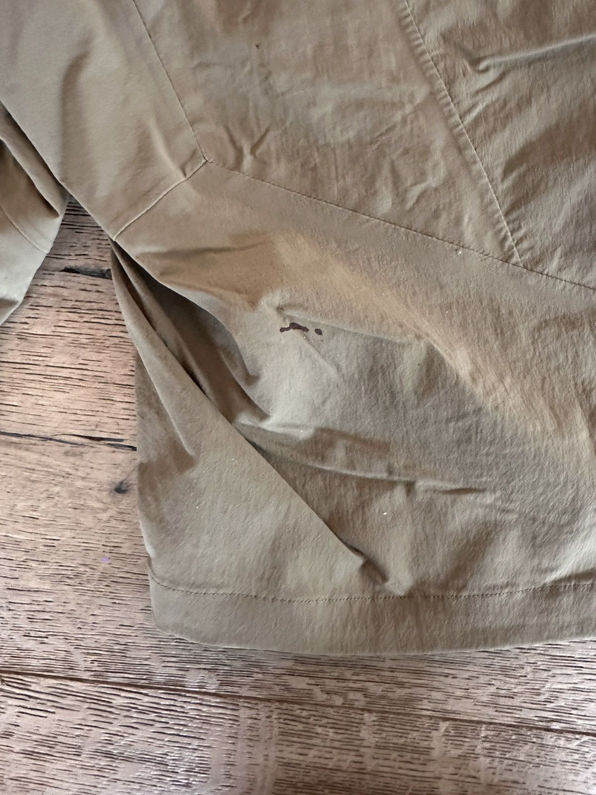 Veilance Arc'teryx Veilance Beige Shorts Size 30 Hidden Pockets Size US 30 / EU 46 - 13 Thumbnail