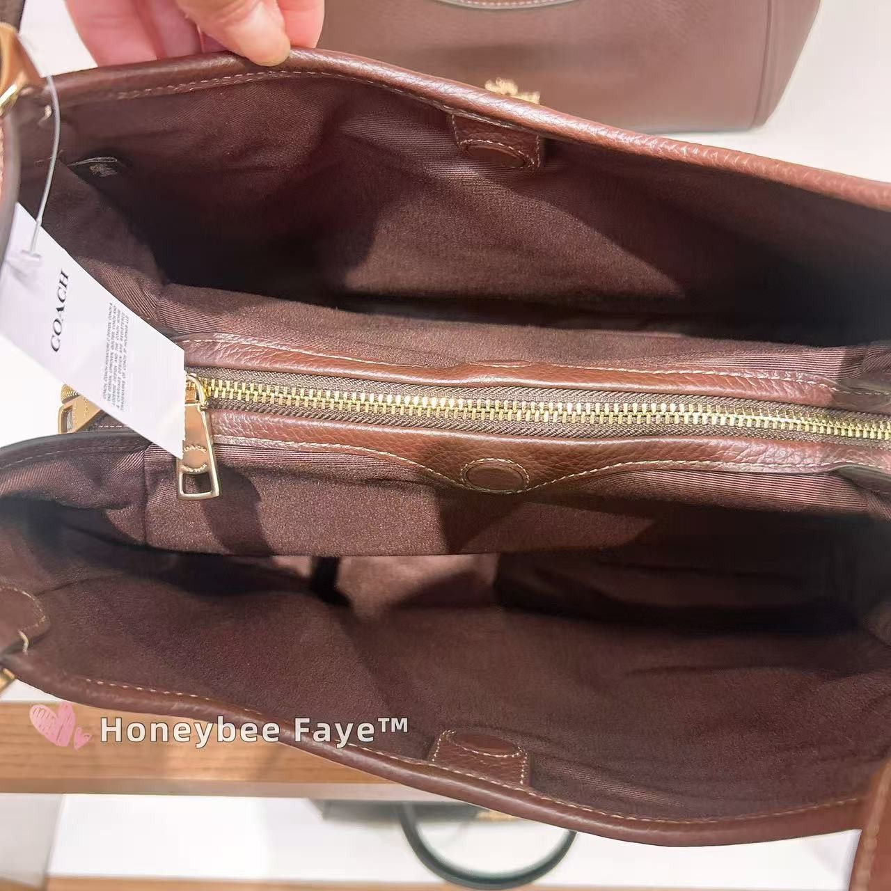 Coach NWT Coach Erin Shoulder Bag CAQ86 Size ONE SIZE - 8 Thumbnail