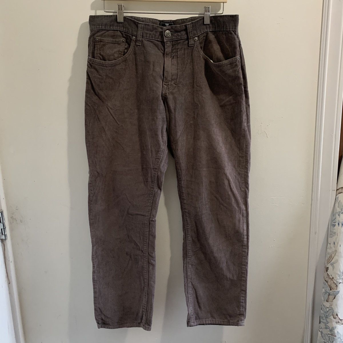 Gap Gap Corduroy Straight Fit Pants 34x30 Size US 34 / EU 50 - 1 Thumbnail