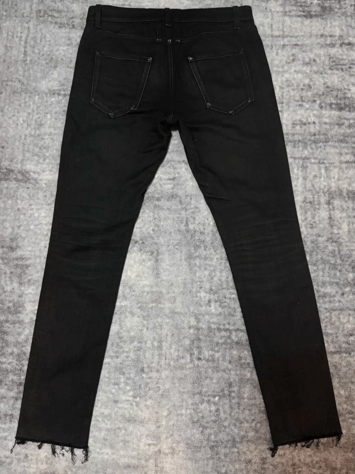 Saint Laurent Paris Saint Laurent Paris by Hedi 16AW Runway Distressed Denim-25 Size US 31 - 2 Thumbnail
