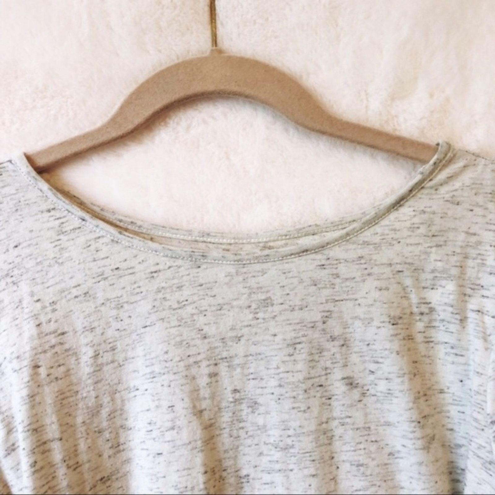 Loft LOFT Light Grey Cold Shoulder Bell Sleeve Top Size S / US 4 / IT 40 - 5 Thumbnail