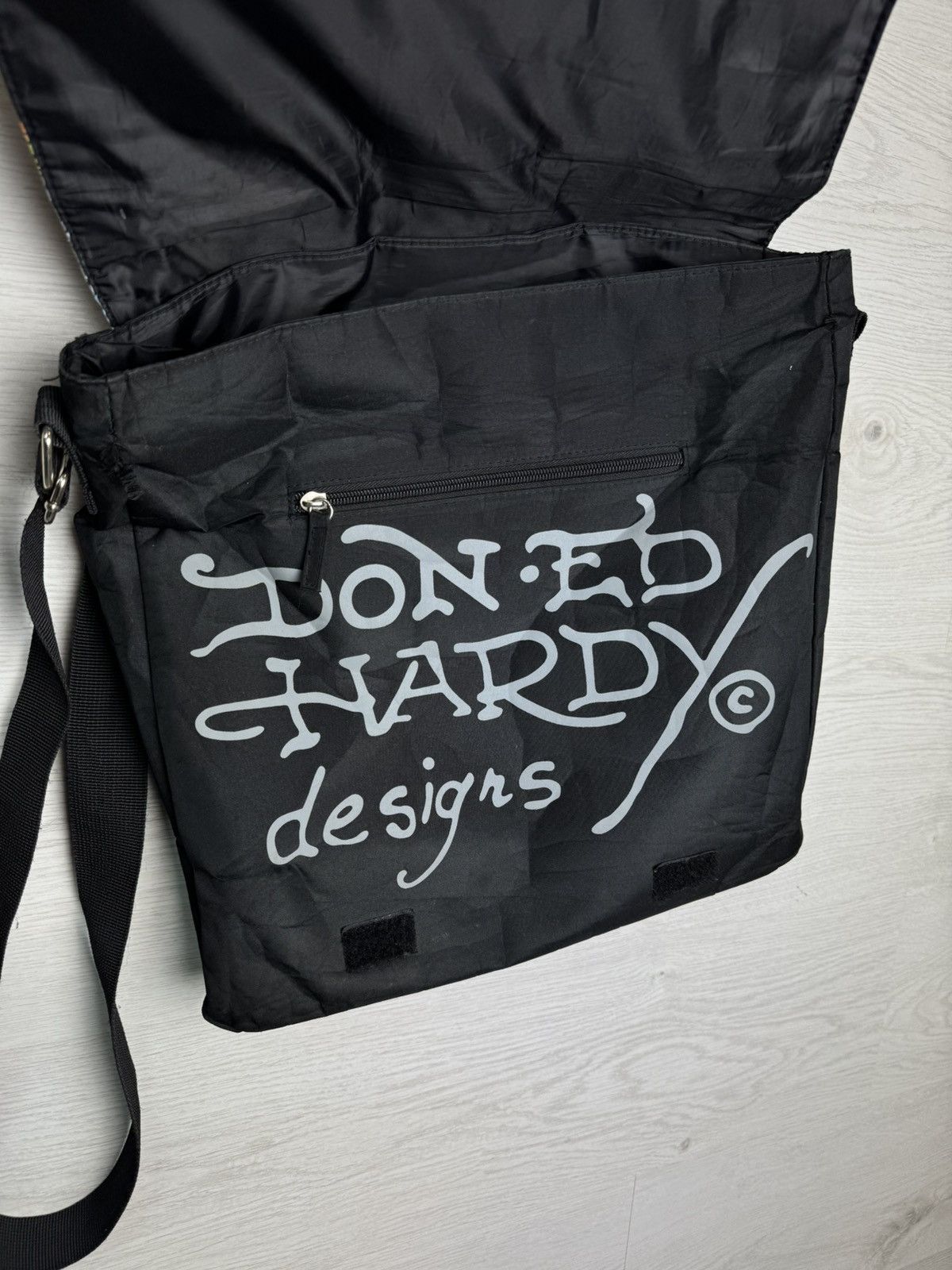 Ed Hardy Ed Hardy Tattoo Skull Messenger Bag by Christian Audigier Size ONE SIZE - 3 Thumbnail