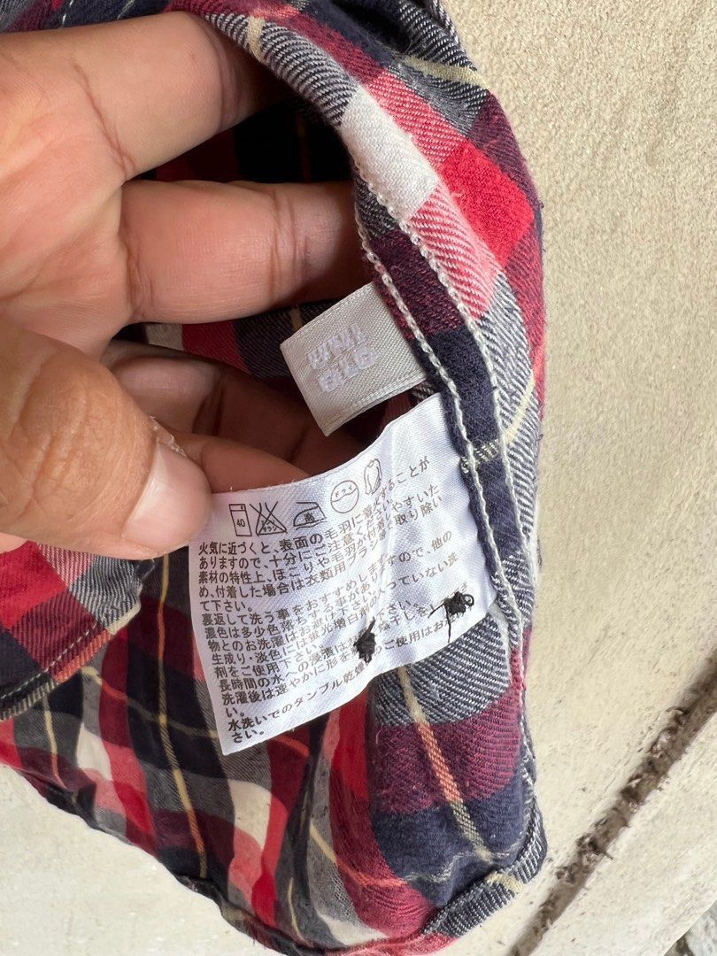 Japanese Brand Japanese Brand Uniqlo Checked Plaid Tartan Button Up Shirt Size US M / EU 48-50 / 2 - 5 Thumbnail