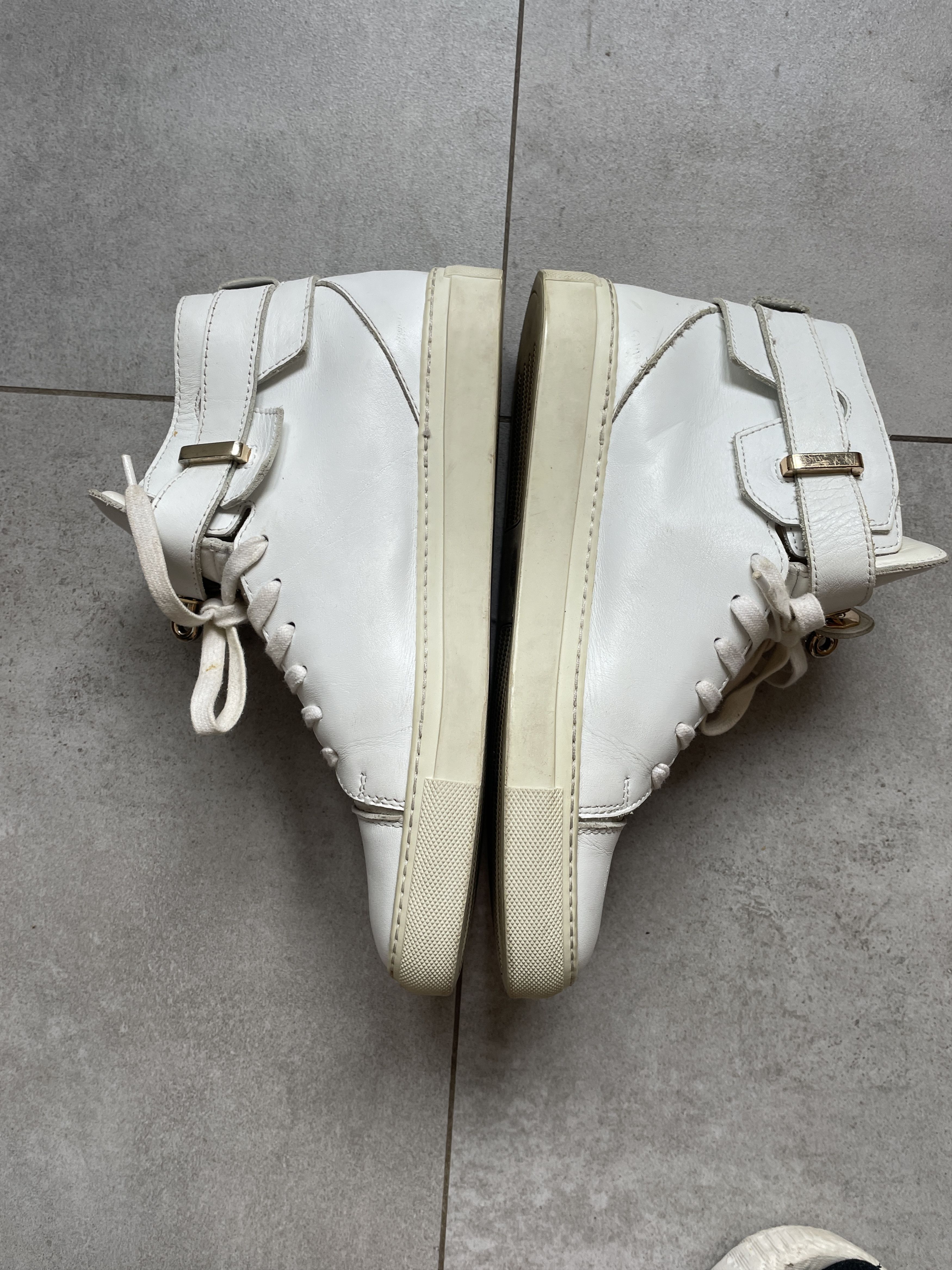 Balenciaga MICHALSKY ARENA TYPE WHITE LEATHER STRAP VELCRO HI TOPS Size US 8 / EU 41 - 5 Thumbnail