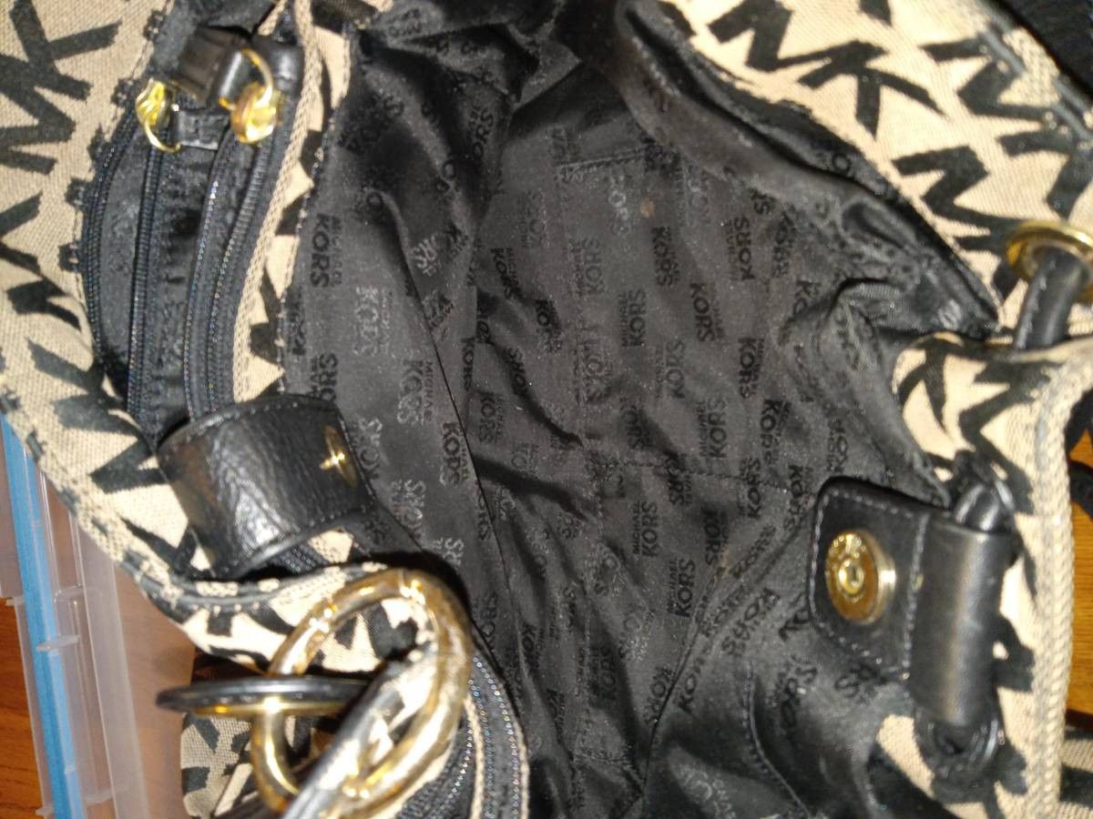 Michael Kors Micheal Kors Purse Size ONE SIZE - 6 Thumbnail