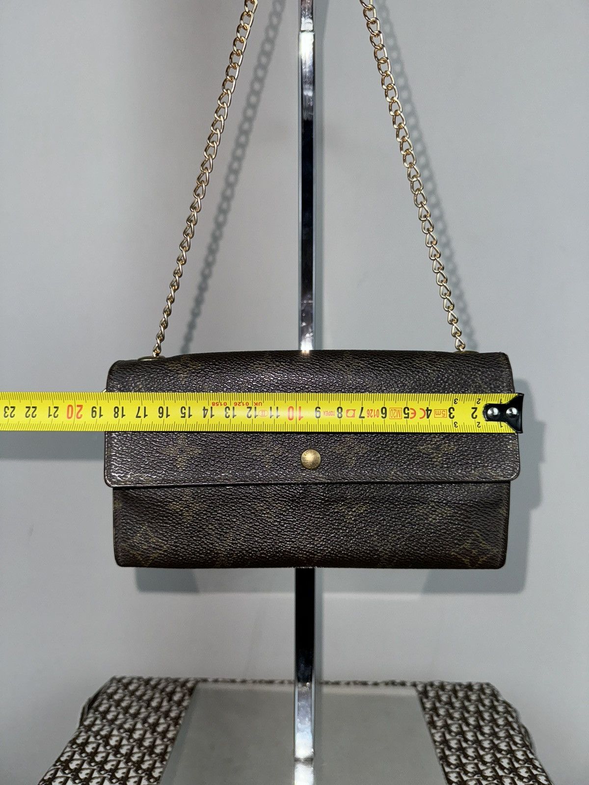Louis Vuitton Vintage mini leather bag Louis Vuitton LV original item Size ONE SIZE - 6 Thumbnail