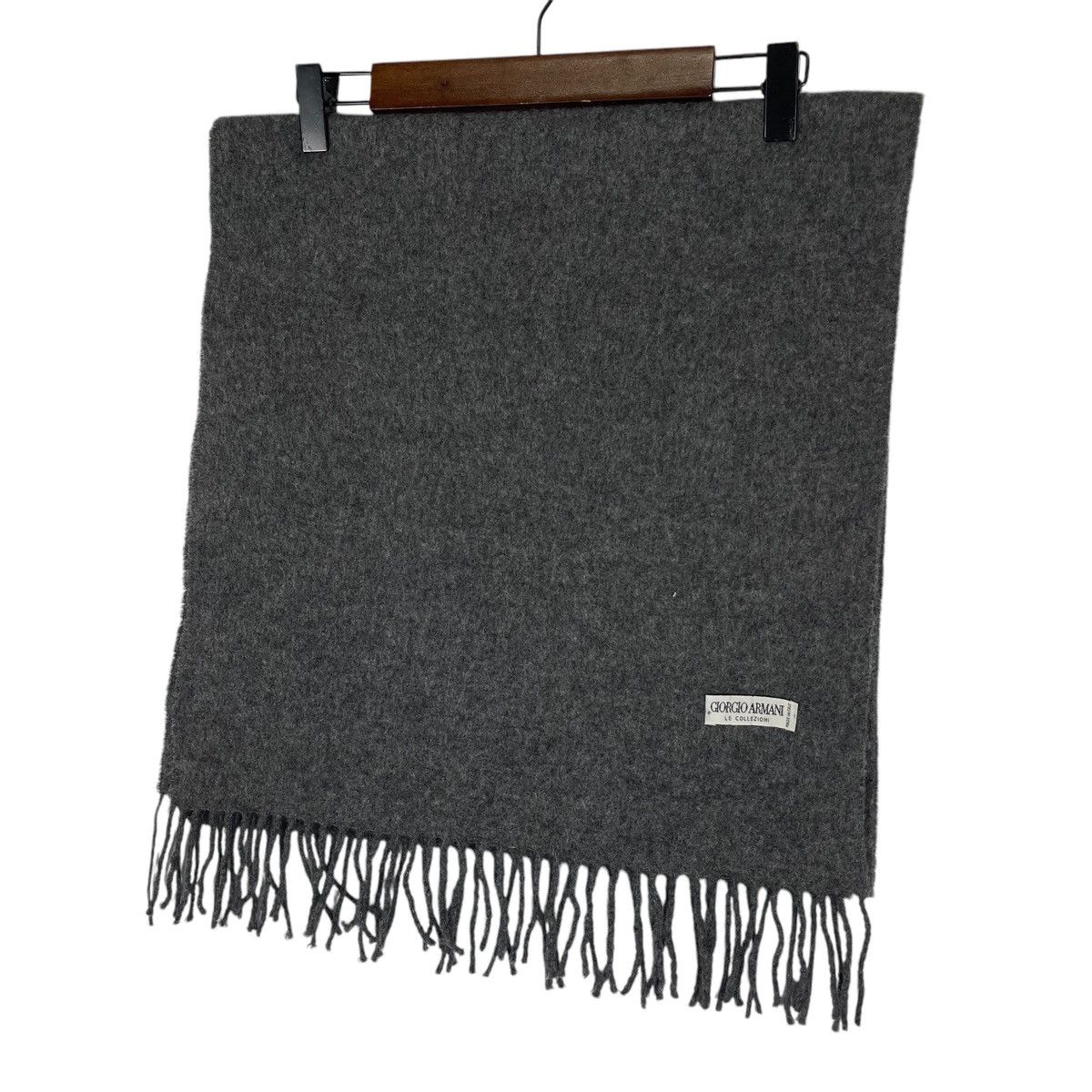 Giorgio Armani × Vintage Vintage Giorgio Armani Made In Italy Scarf Muffler Size ONE SIZE - 4 Thumbnail