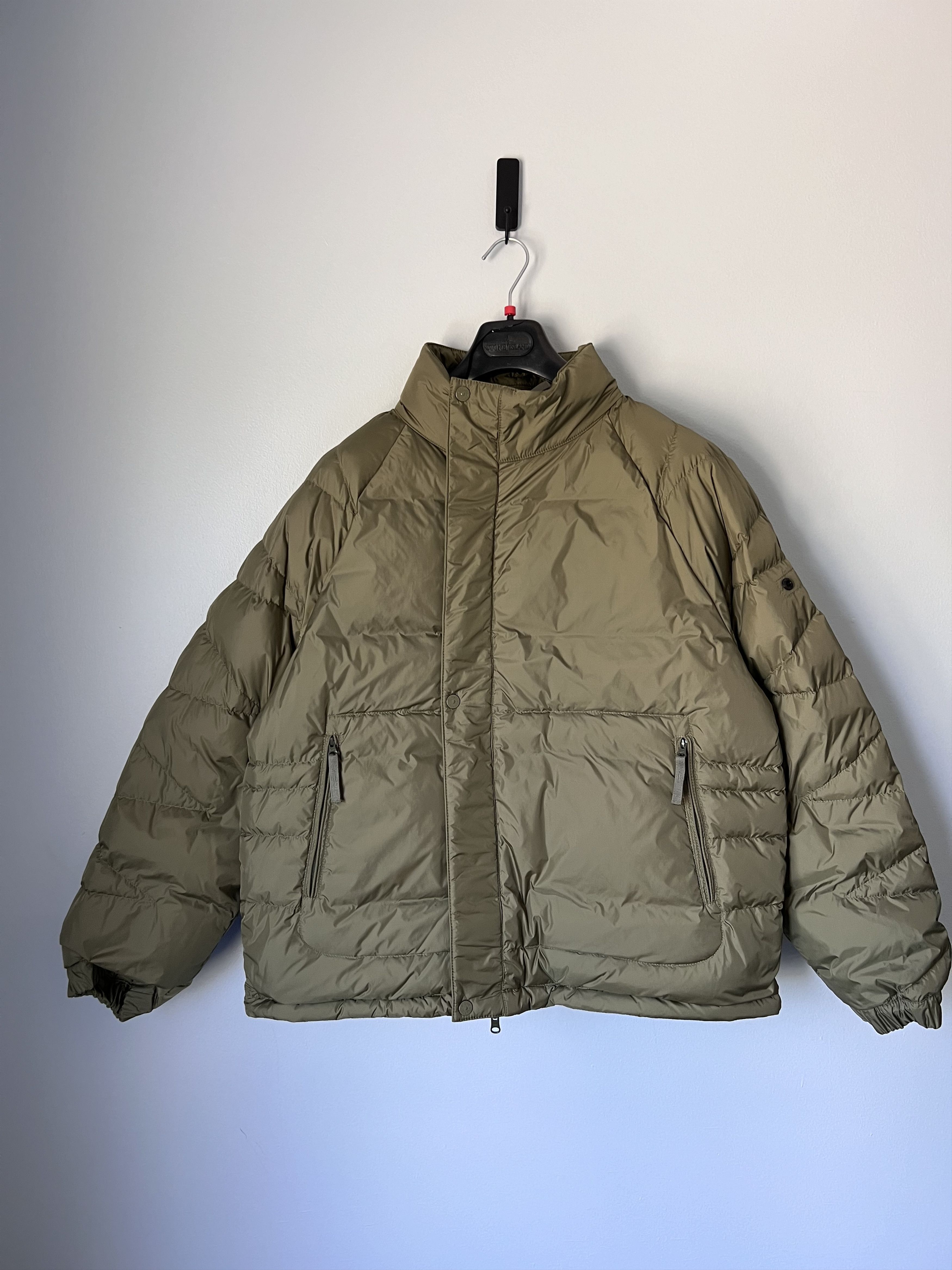 Stone Island × Supreme Supreme Stone Island Reversible Down Puffer Jacket in Olive Size US L / EU 52-54 / 3 - 9 Thumbnail
