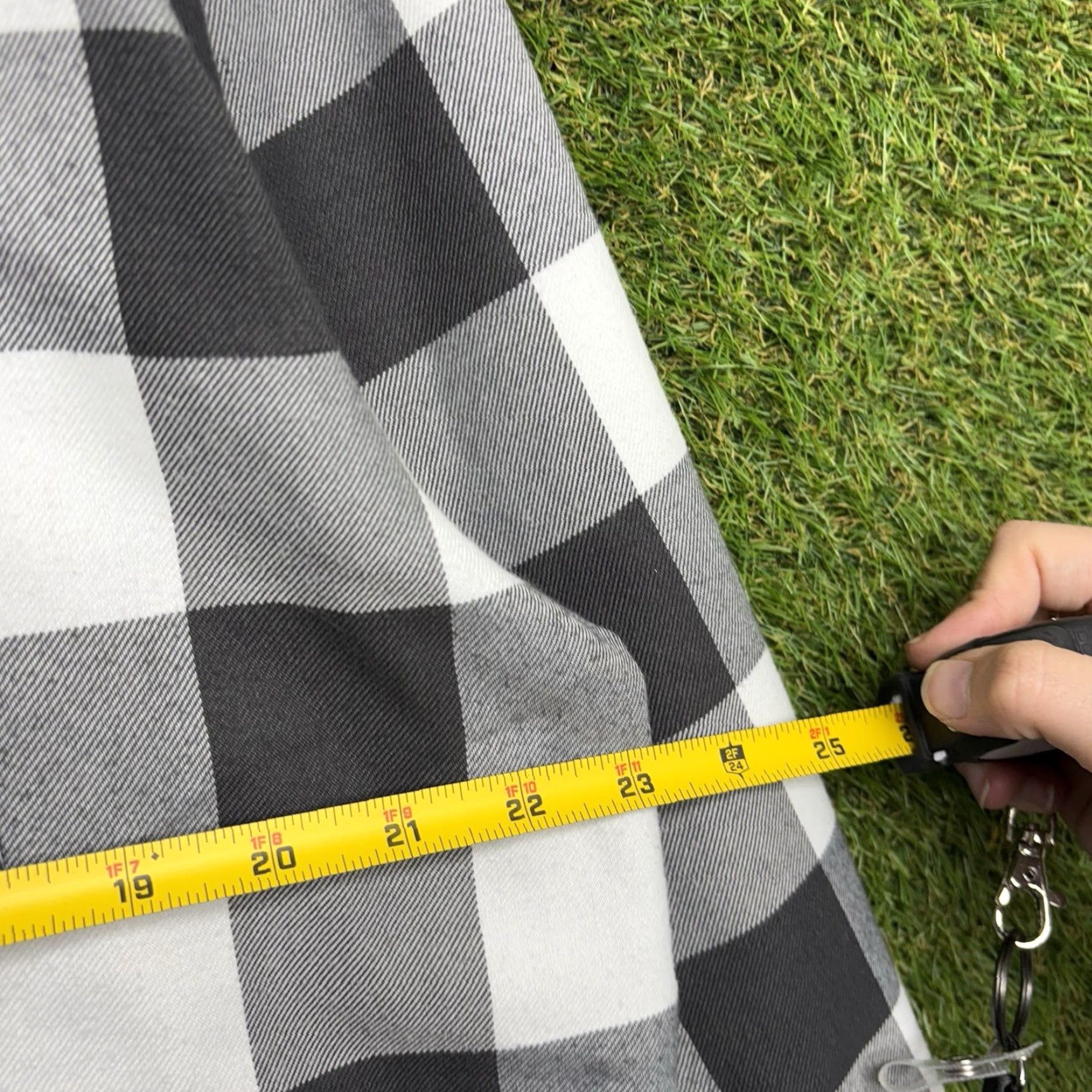 Vintage Dixxon Flannel The Pinnacle Shirt Mens XL Black White Buffalo Check Plaid Thick Shirt Mens XL Black White Buffalo Check Plaid Thick Size US XL / EU 56 / 4 - 5 Thumbnail