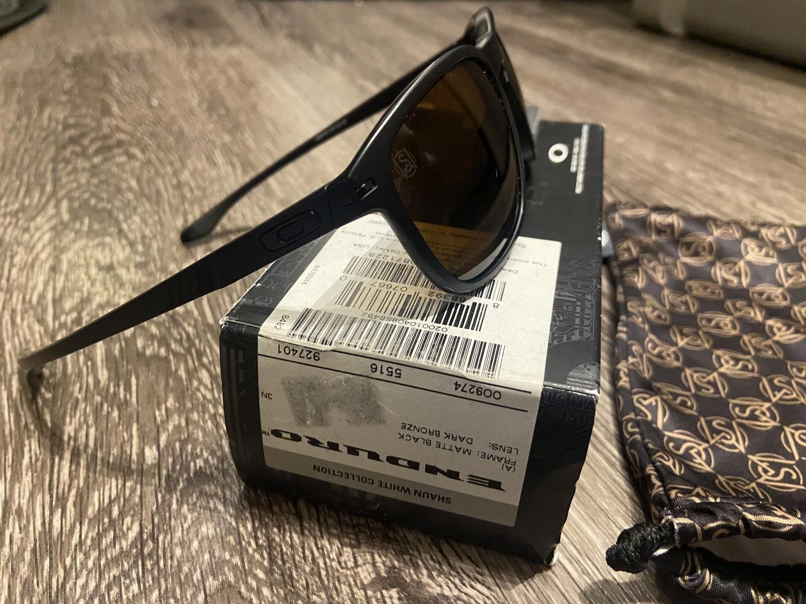 Oakley Oakley Enduro Shawn White Collection Sunglasses Size ONE SIZE - 4 Thumbnail