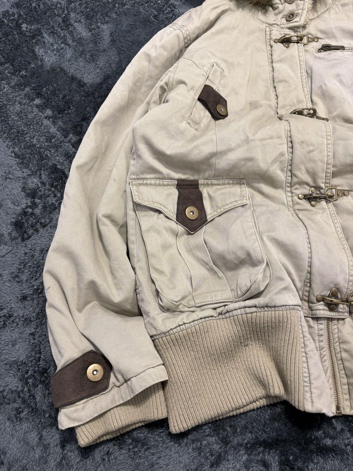 Le Grande Bleu (L.G.B.) Sly Military Studded Fur Jacket lgb style Size US M / EU 48-50 / 2 - 3 Thumbnail