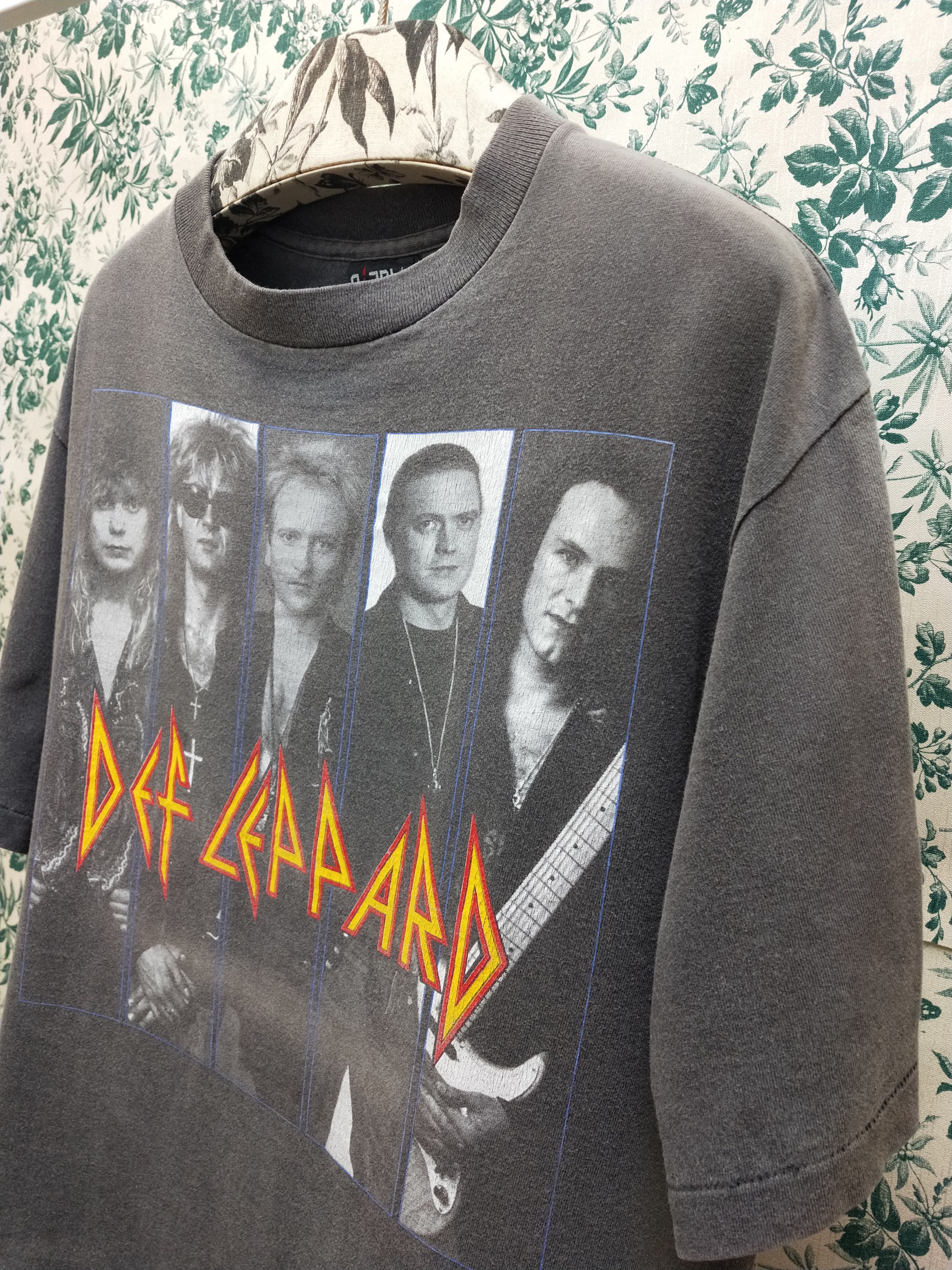 Band Tees × Giant × Vintage 90s Def Leppard Adrenalize Tee Size US L / EU 52-54 / 3 - 3 Thumbnail